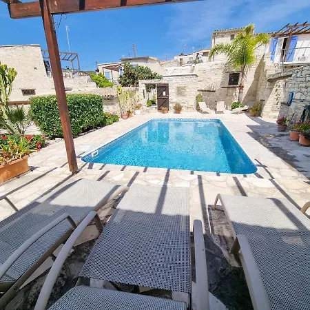 Poseidon's Pool Paradise *