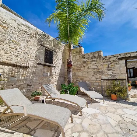 Poseidon's Pool Paradise * Skarinou