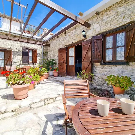 Poseidon's Pool Paradise Appartement