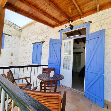Poseidon's Pool Paradise Appartement Skarinou