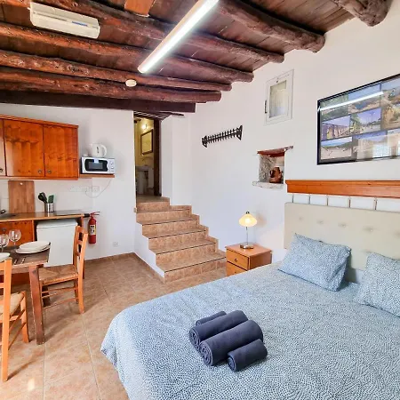 Apartment Poseidon's Pool Paradise Skarinou
