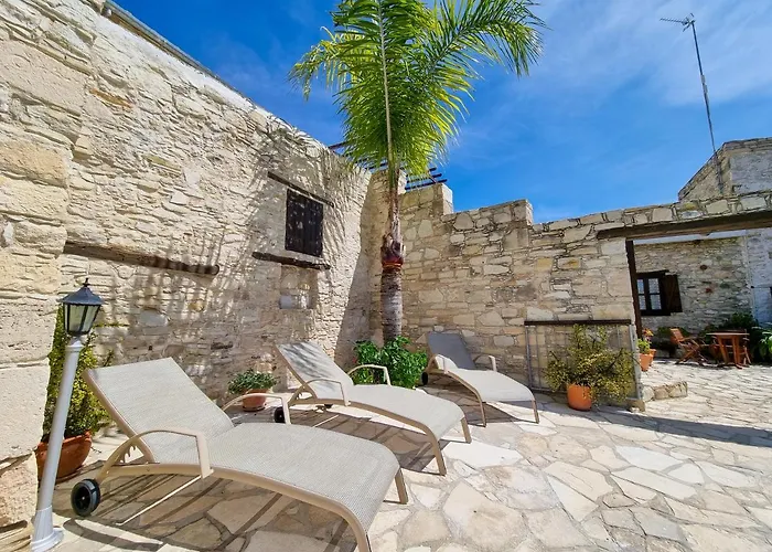 Poseidon's Pool Paradise * Skarinou