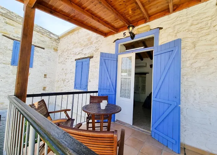 Poseidon's Pool Paradise Appartement Skarinou